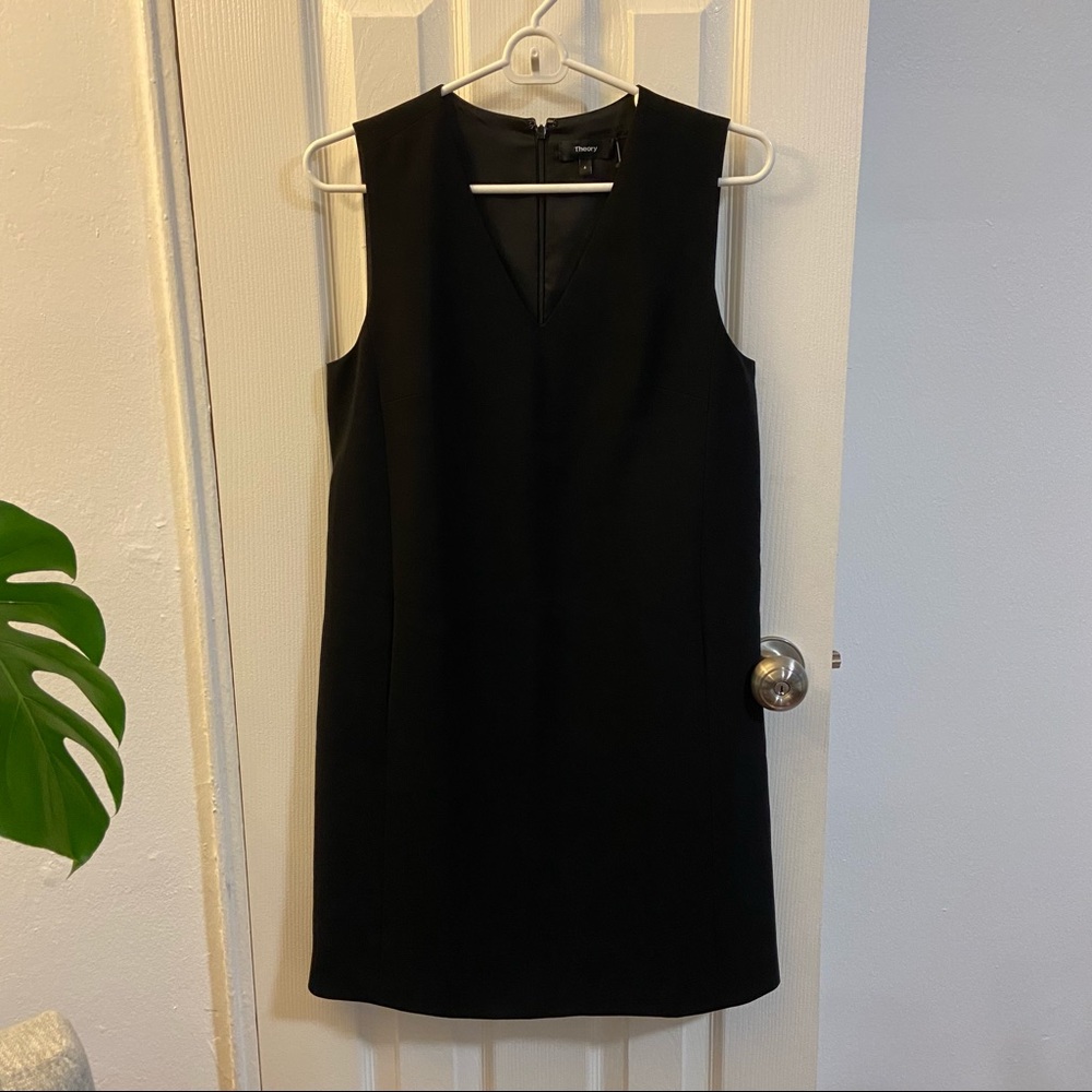 NWOT: Theory Shift Dress